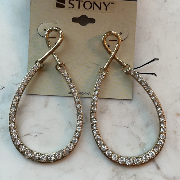 NWT Gold studded loop earrings - Picture 2 of 4